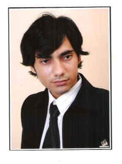 Fahad Ahmed model in Karachi