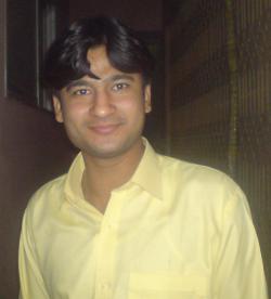 Mani model in Lahore