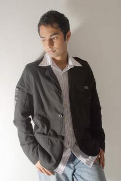 Fahad Qureshi model in Karachi