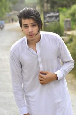 Hayan ahmad model in Peshawar