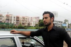 Adnan Karimi model in Karachi
