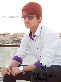 Junaid Mehboob model in Karachi