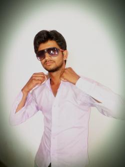 Waqar Azeem model in Multan
