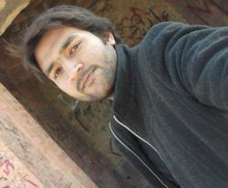 Uzair Khan model in Karachi