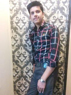 Muzammil Idrees model in Peshawar