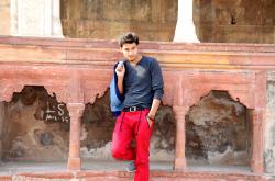 Zain Akbar model in Faisalabad
