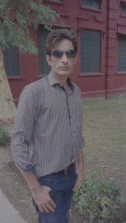 wajahat model in Gujrat