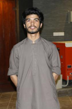 Shahzayn Khan model in Karachi