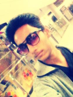 Ahsan khan model in Karachi