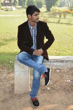 Ali khan model in Sahiwal