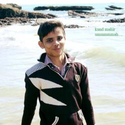 muhammad i-!amza model in Karachi