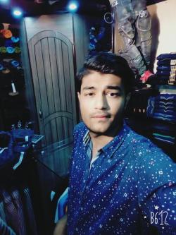 Arslan aryani model in Karachi