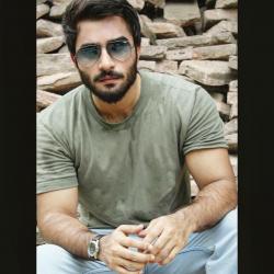 Kamran khan model in Peshawar