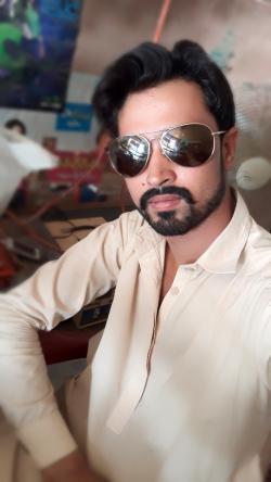 Muzafar Ali model in Jacobabad