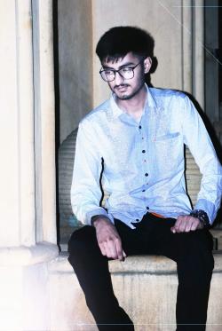 Usman Nizamuddin model in Karachi